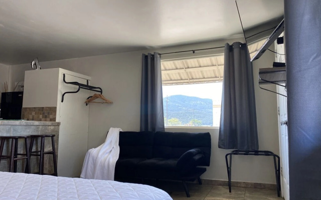 Selkirk Motel