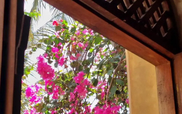 Samaki House
