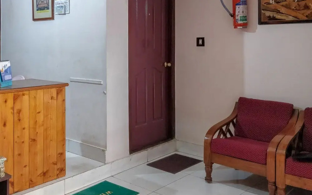 OYO 27809 Hotel Ganapathy Garden