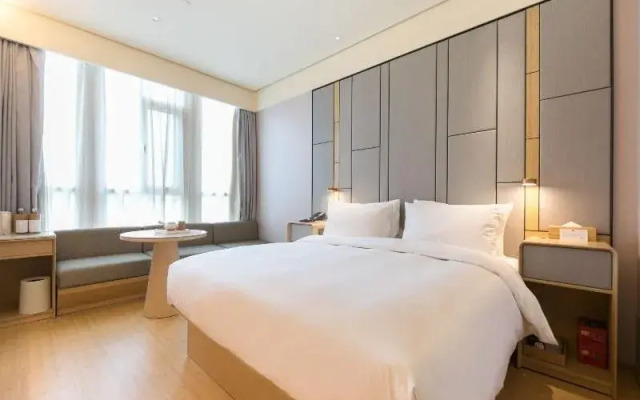 Ji Hotel (Beijing Huojian Wanyuan Metro Station)