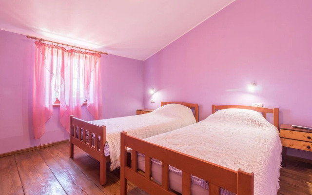 Amazing Home in Pula With Sauna, Wifi and 4 Bedrooms