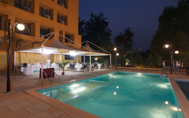 Hotel The Metropole - Phase Ii