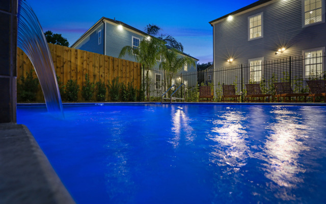 5BR with Pool - Great for Families - Near Everything