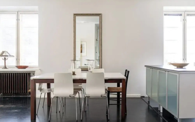 Spacious apt in Vibrant Kallio