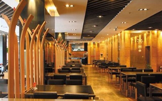 Sheng Du International Hotel