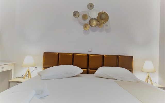 Aronis Apartments