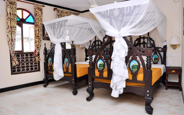 Forodhani Park Hotel