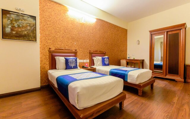 OYO 4802 Cochin City residency