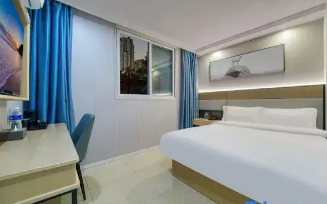 Shanghai Wangyue Hotel (Fangdian Road Subway Station)