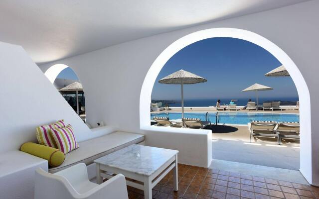 Lilium Santorini Villa