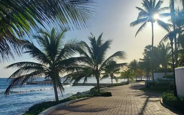 Luxury 1-bed Apartment in Montego Bay