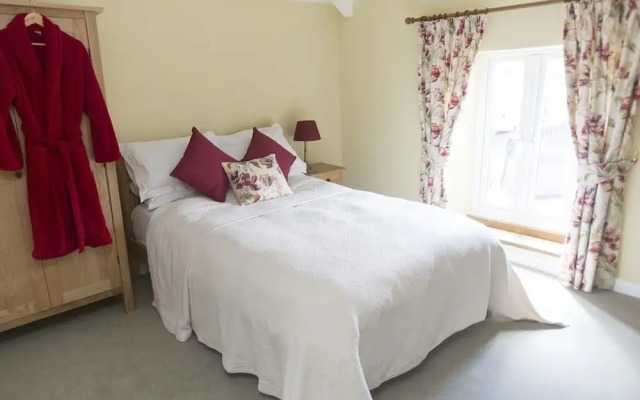 Withy Cottages