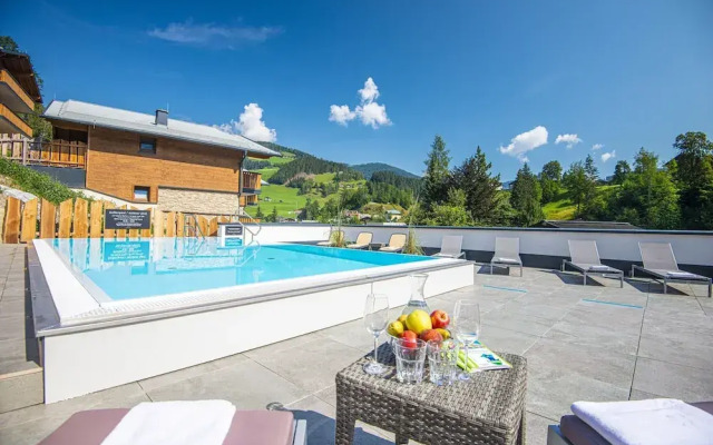 Penthouse in Salzburg With Balcony Views