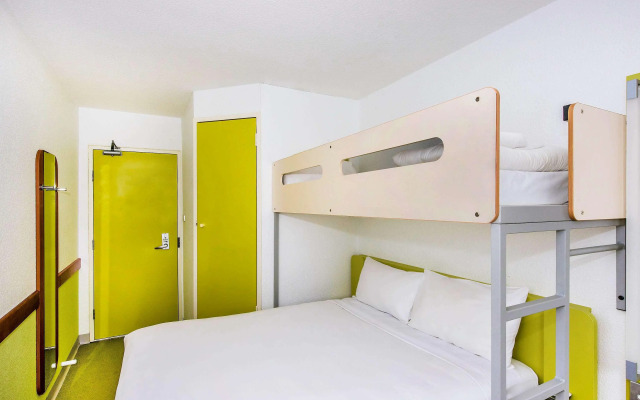 Ibis Budget St Peters