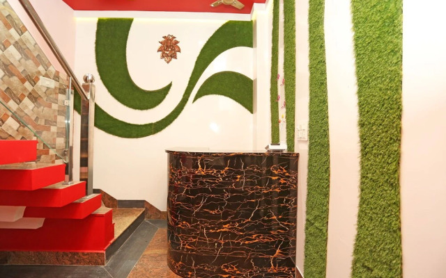 Oyo 18597 Satyam