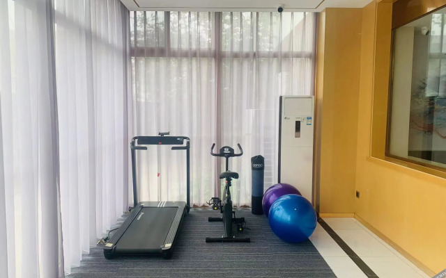 Geya Hotel (Beijing World Park Baotai West Road Branch)