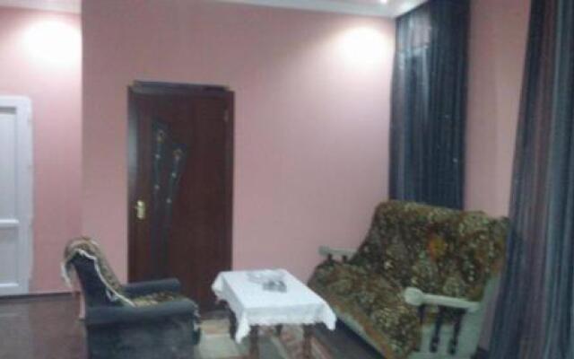 Mamuka Guest House In Batumi