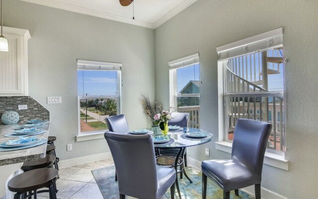 The Ocean Aire 3 Bedroom Home