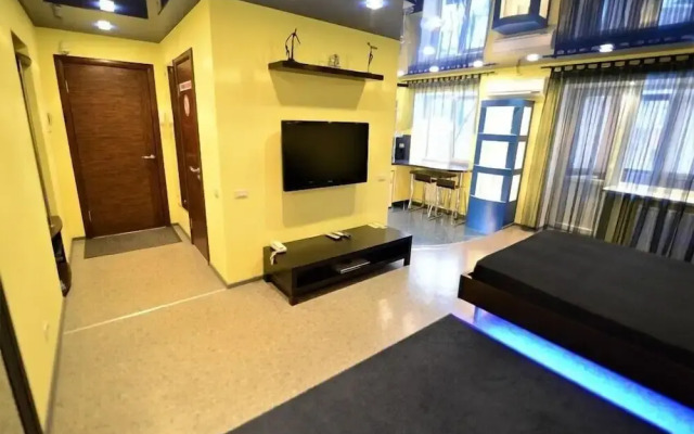 Apartment Megapolis On Koltsovskaya 30A