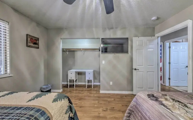 Ruidoso Home w/ Deck, Grill & Pool Table!