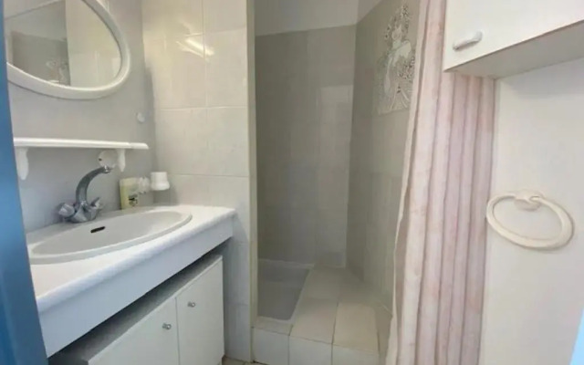 Appartement Royan, 2 pièces, 4 personnes - FR-1-494-93