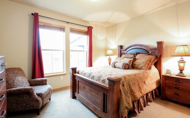 100 Deer Track Court House