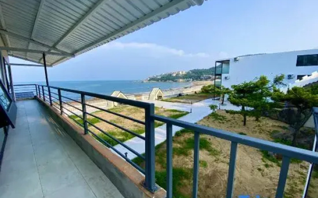 Laoshan Harbor No. 1 Inn