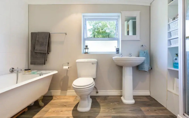 Rustic Manor Guest House