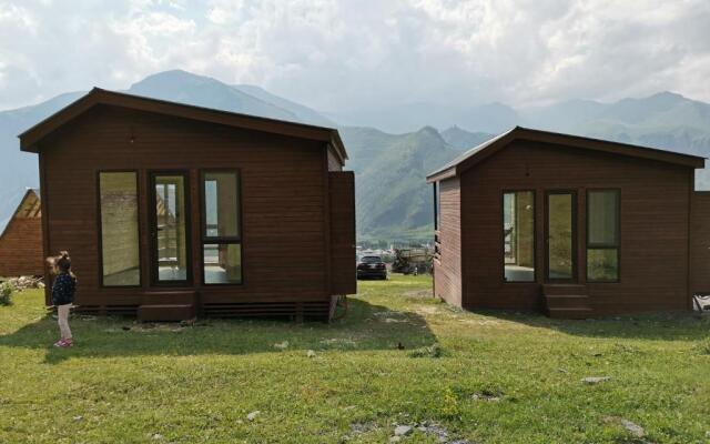 Kazbegi Twins