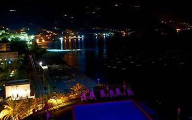 Caposkino Park Hotel