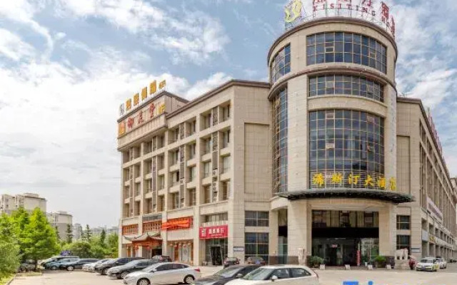 hotelImage