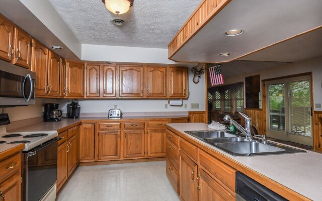 Hillside Retreat 4 Bedroom House