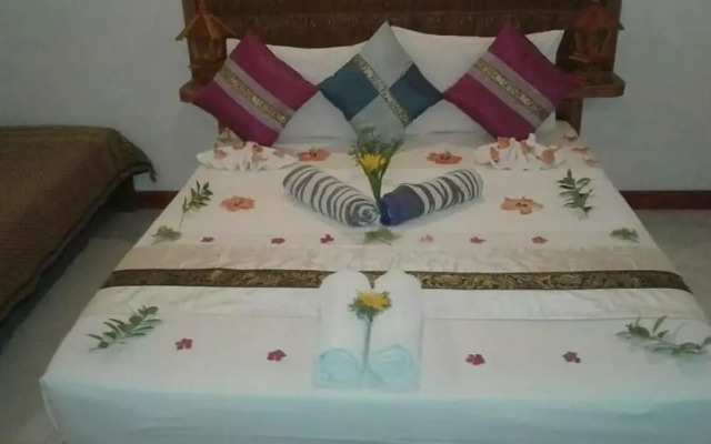 Hudhu Raakani Lodge
