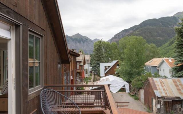 Ballard Escape by Exceptional Stays