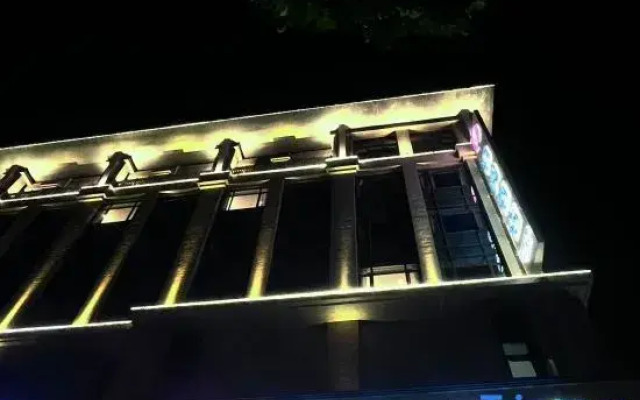 POLYVIEW Hotel