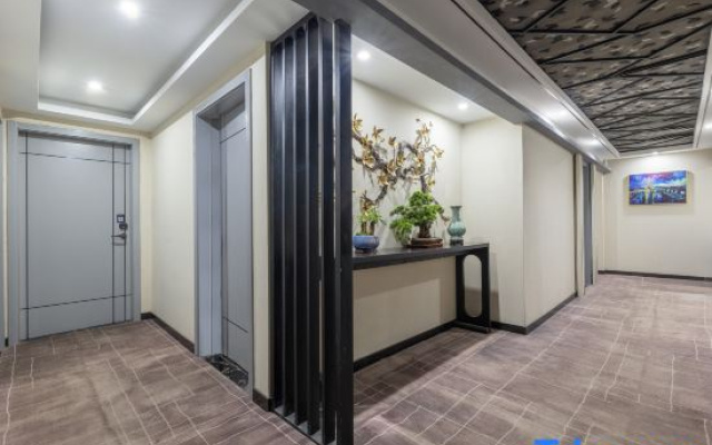 Yixuan Hotel (People's Square, Xiaoshan, Hangzhou)