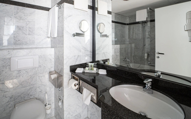 Holiday Inn Berlin Airport - Conference Centre by IHG