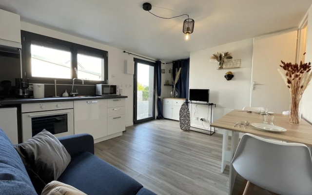 Apartment in Le Mans With Private Parking