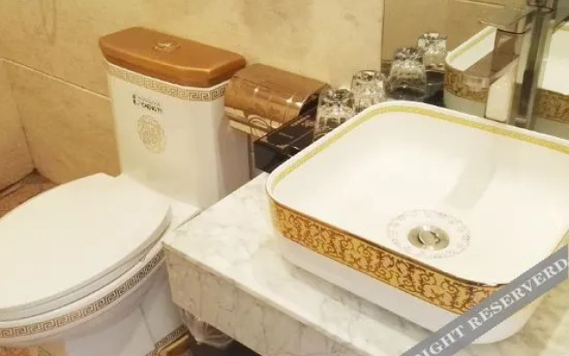 Beauty Villa Hotel (Anshun West Railway Station Wanxiang Tourist City Branch)