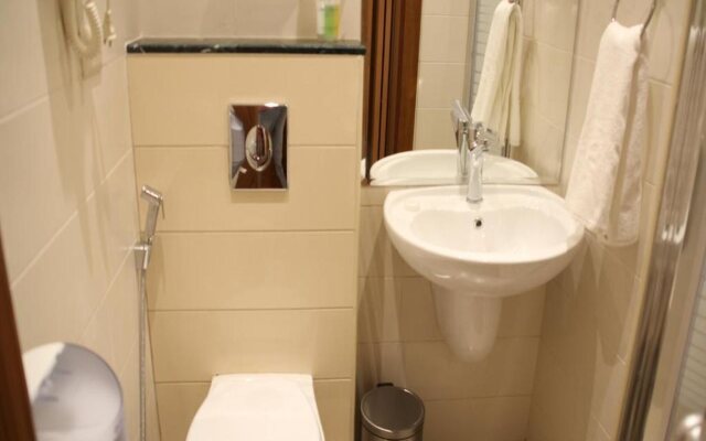 Big Ben Hotel Suites