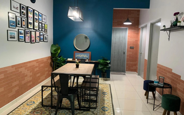 Ammar Sky Home with Swmg Pool & WIFI- Muslim Only