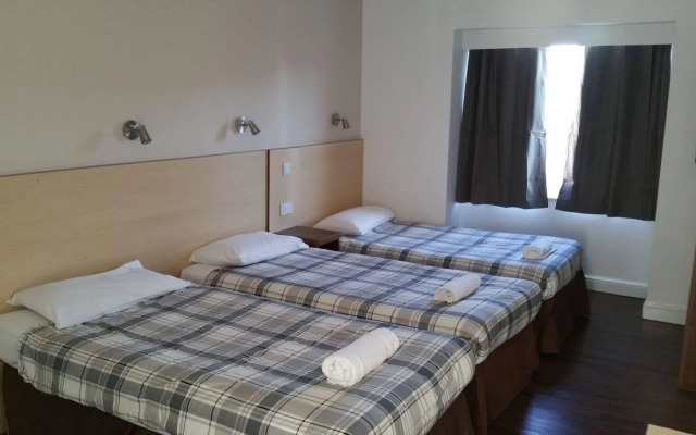 Lynden Court Hotel