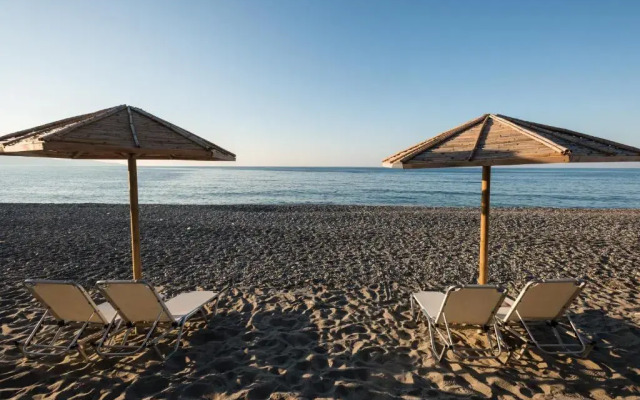 Mythos Beach Hotel