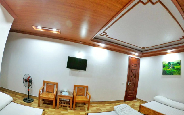 Minh Hưng Hostel