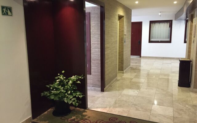 St Isidro Suites Corporate Housing SPA & Wellness Center
