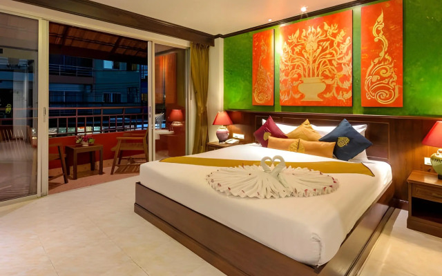 Tanawan Phuket Hotel