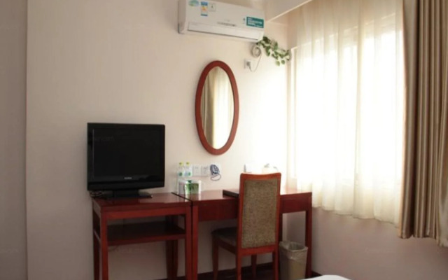 GreenTree Inn Nanjing Yinqiao Market Hotel