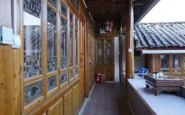 Lijiang Mengenju Inn