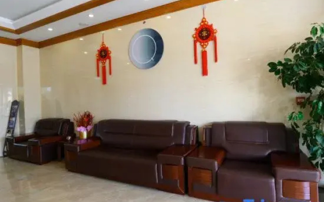 Qingzhu Yuexiang Hotel (Tangshan Yutian Bus Station)