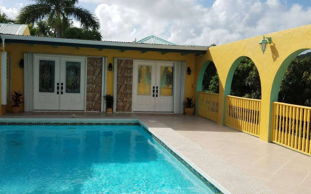 Carringtons Inn St Croix
